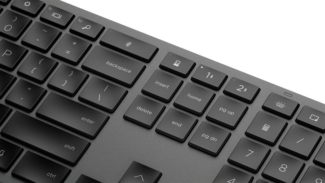 HP 975 dual-mode draadloos toetsenbord + 635 draadloze muis voor meerdere apparaten (1D0K2AA) + Renew Executive 16 inch laptoptas (6B8Y2AA)