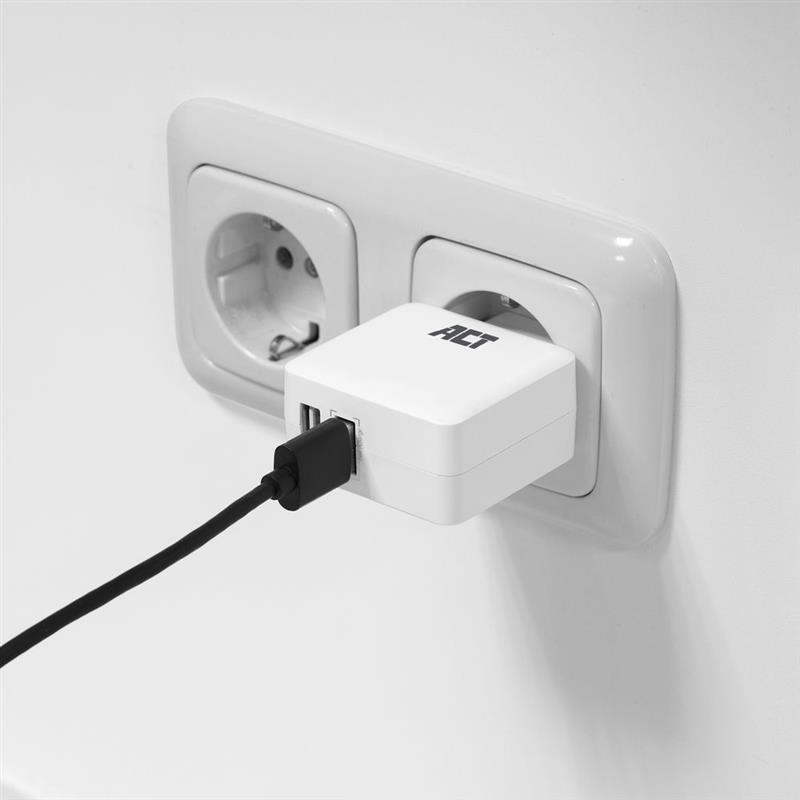ACT USB lader 2-poorts 30W op één poort Quick Charge wit